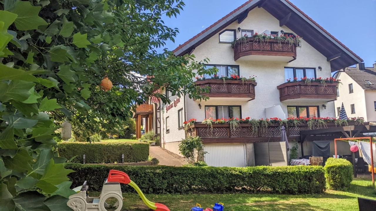 Gaestehaus Regina Ruhla Bagian luar foto